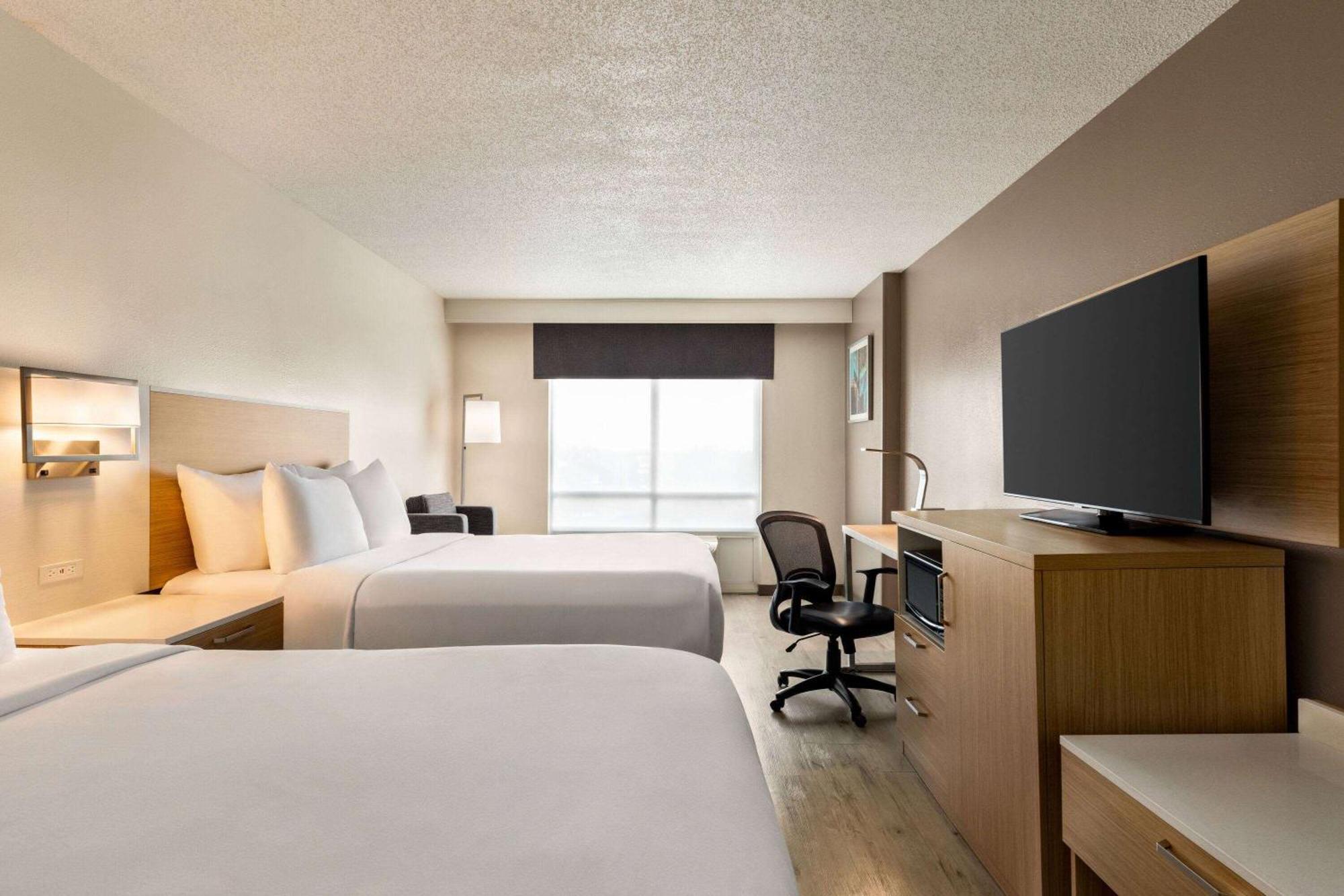 Wyndham Garden Duluth Otel Dış mekan fotoğraf
