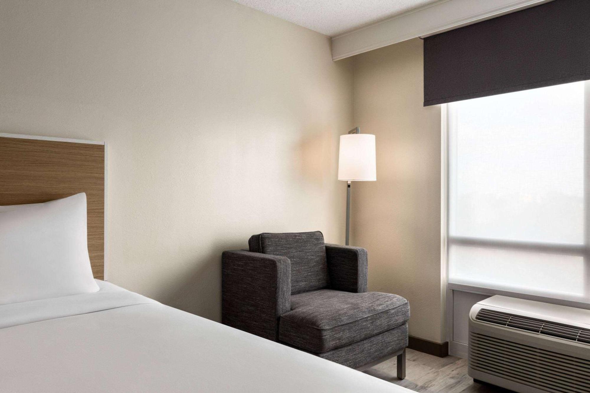 Wyndham Garden Duluth Otel Dış mekan fotoğraf