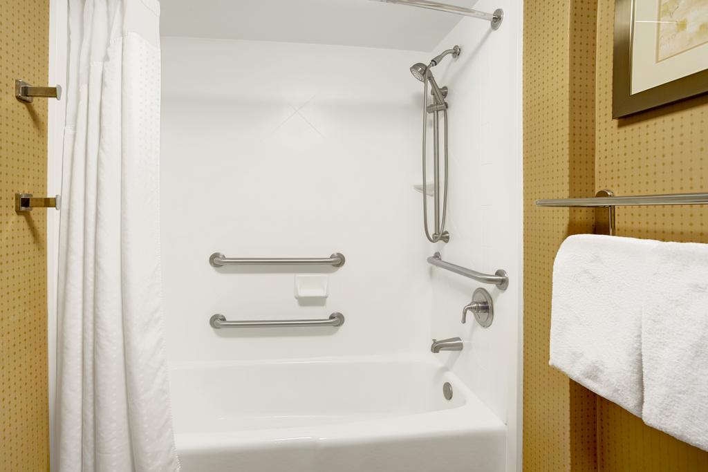 Wyndham Garden Duluth Otel Dış mekan fotoğraf